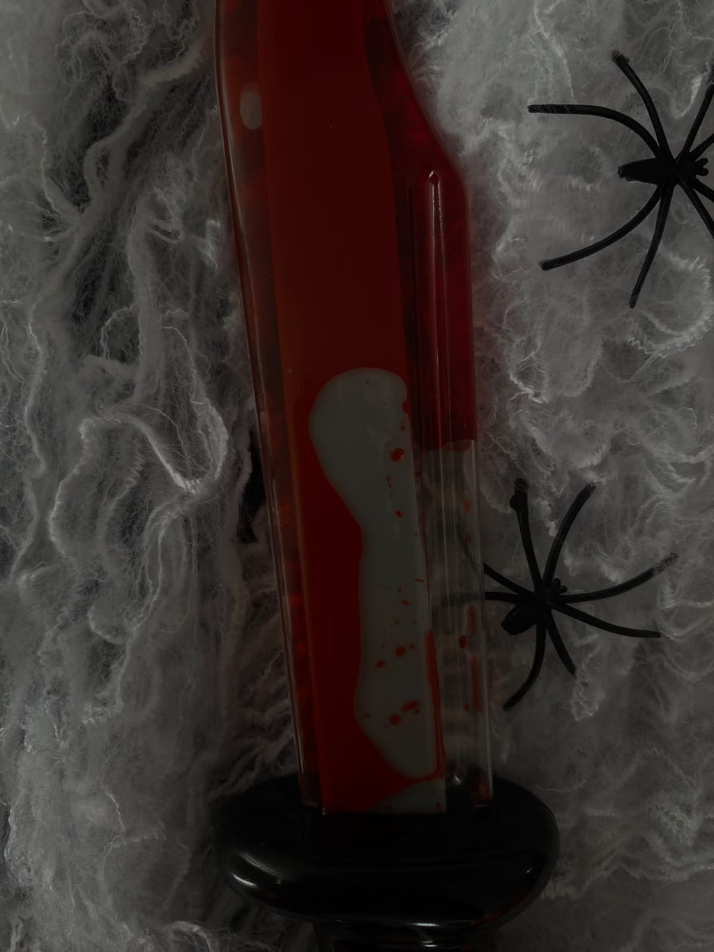 Pack Chucky Premium (Máscara Acrílico + Cuchillo Líquido + Telaraña Gigante)