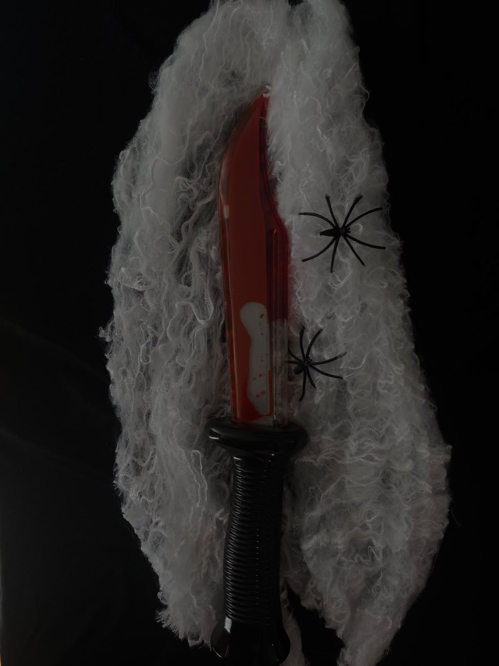 Pack Chucky Premium (Máscara Acrílico + Cuchillo Líquido + Telaraña Gigante)